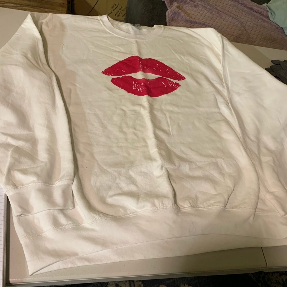 Women’s long sleeve shirts